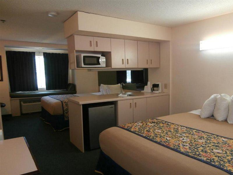 America'S Best Value Inn & Suites-Mcdonough Eksteriør billede