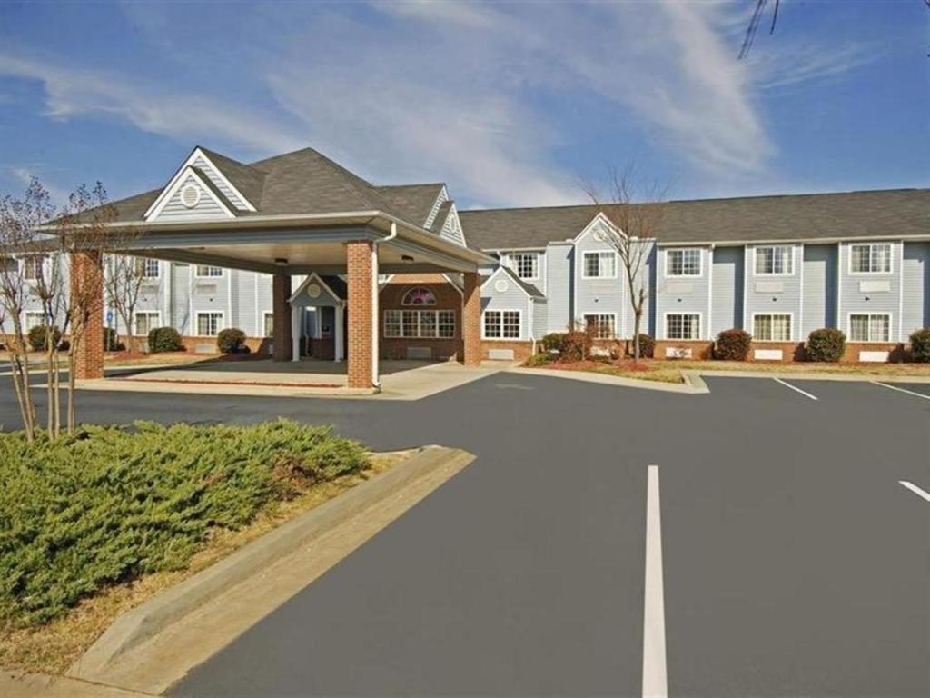 America'S Best Value Inn & Suites-Mcdonough Eksteriør billede