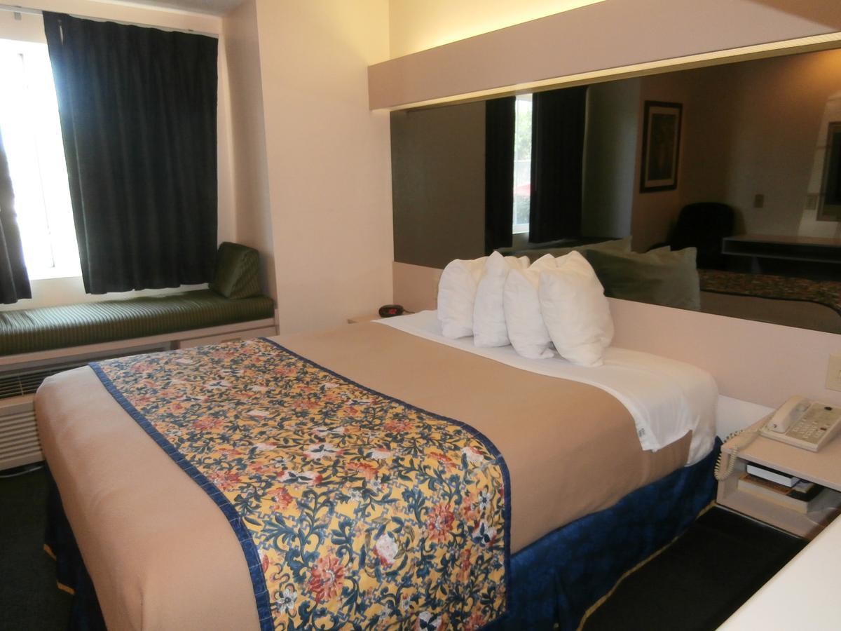 America'S Best Value Inn & Suites-Mcdonough Eksteriør billede