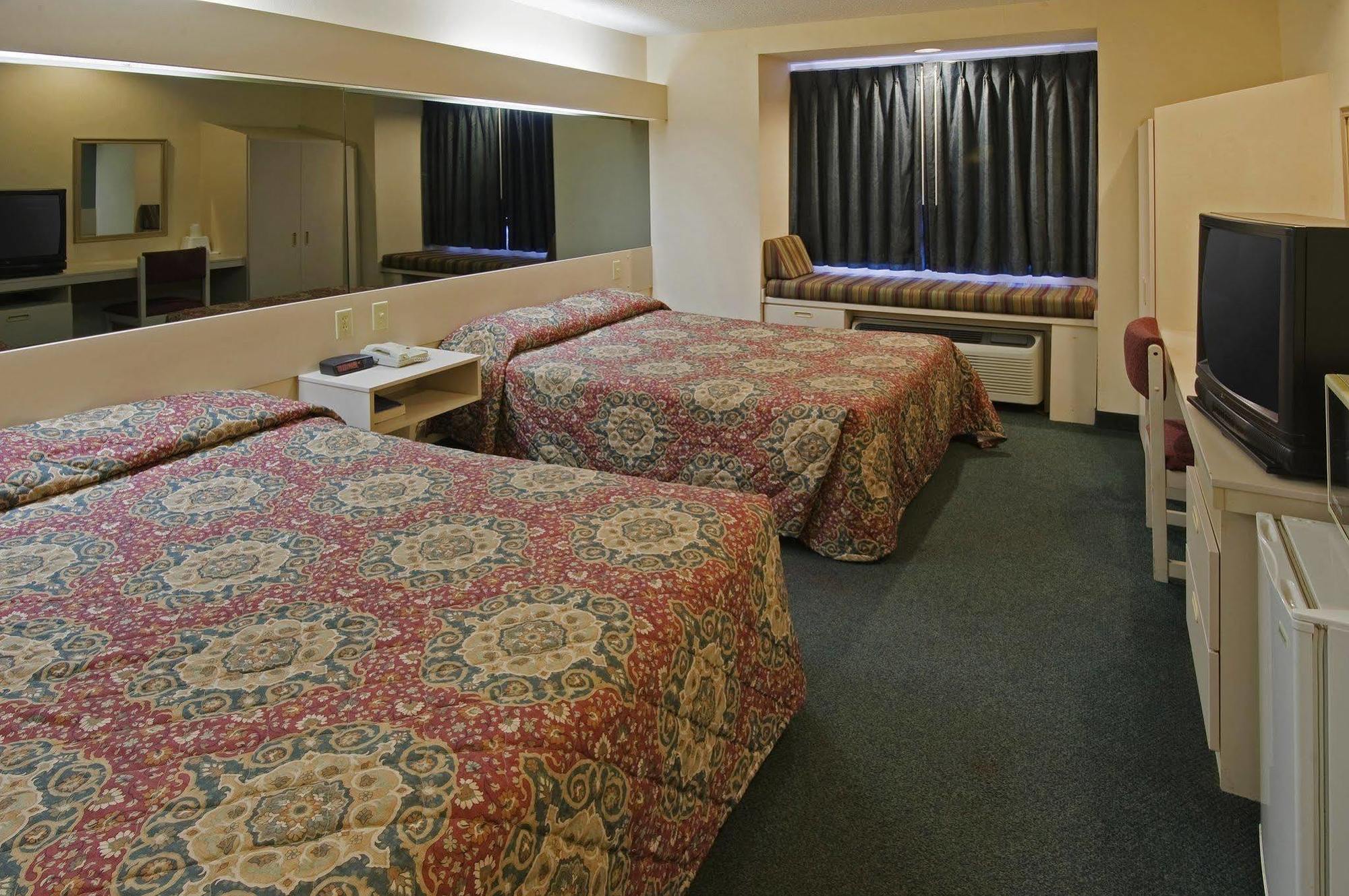 America'S Best Value Inn & Suites-Mcdonough Eksteriør billede